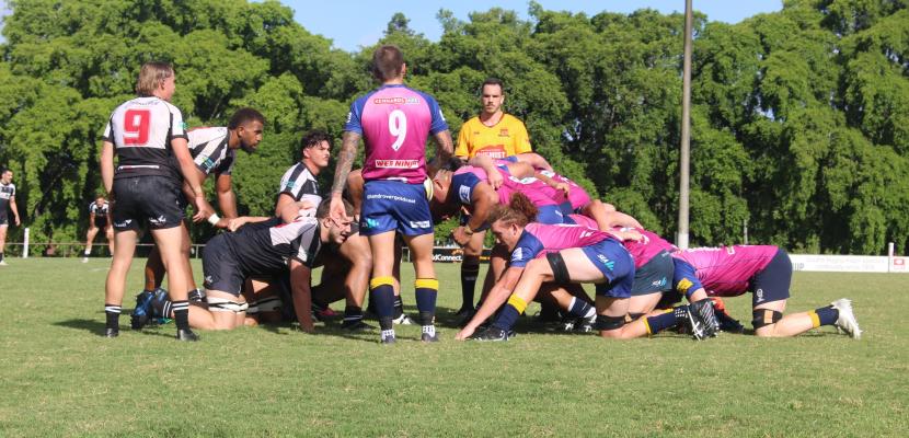 Bull Sharks scrum 