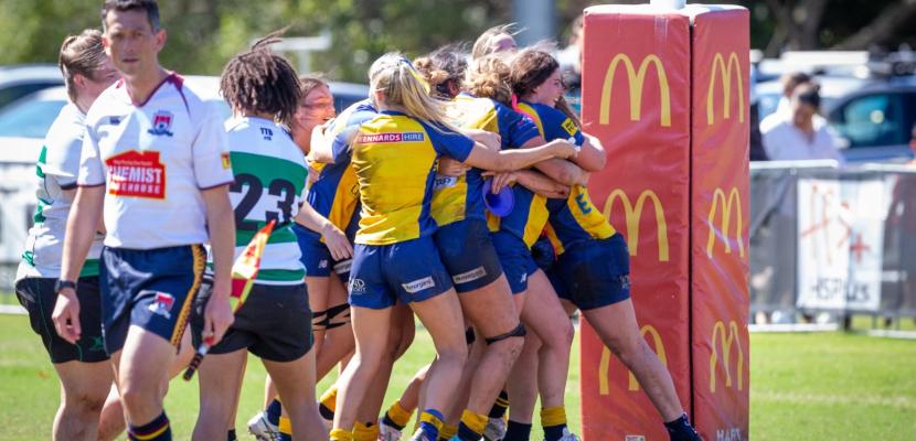 Bull Sharks celebrate try 