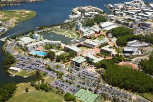 Aerial view of Bond University campus 